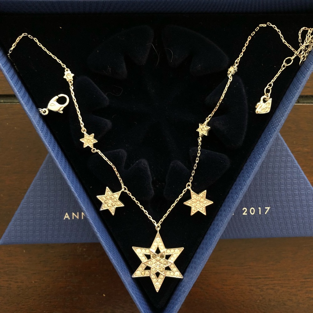 Swarovski snowflake edition necklace